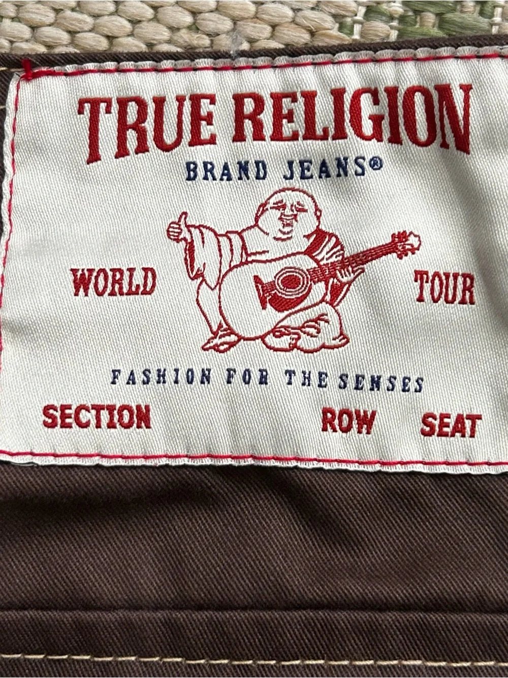 True Religion Men's Cargo Pants in Brown w/brand logo on back pockets NWT 36